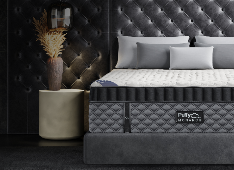 Puffy Monarch hybrid Mattress at Ultrabed